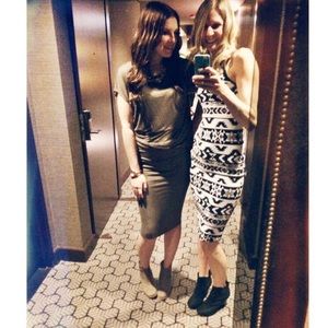 H&M body hugging army green dress!